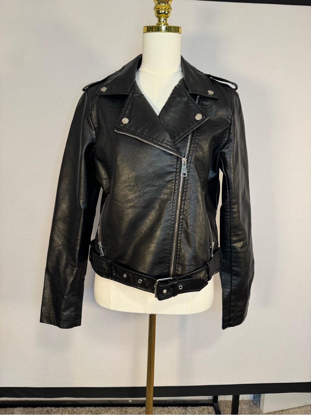 Vegan Leather Moto Slight Crop Jacket Large